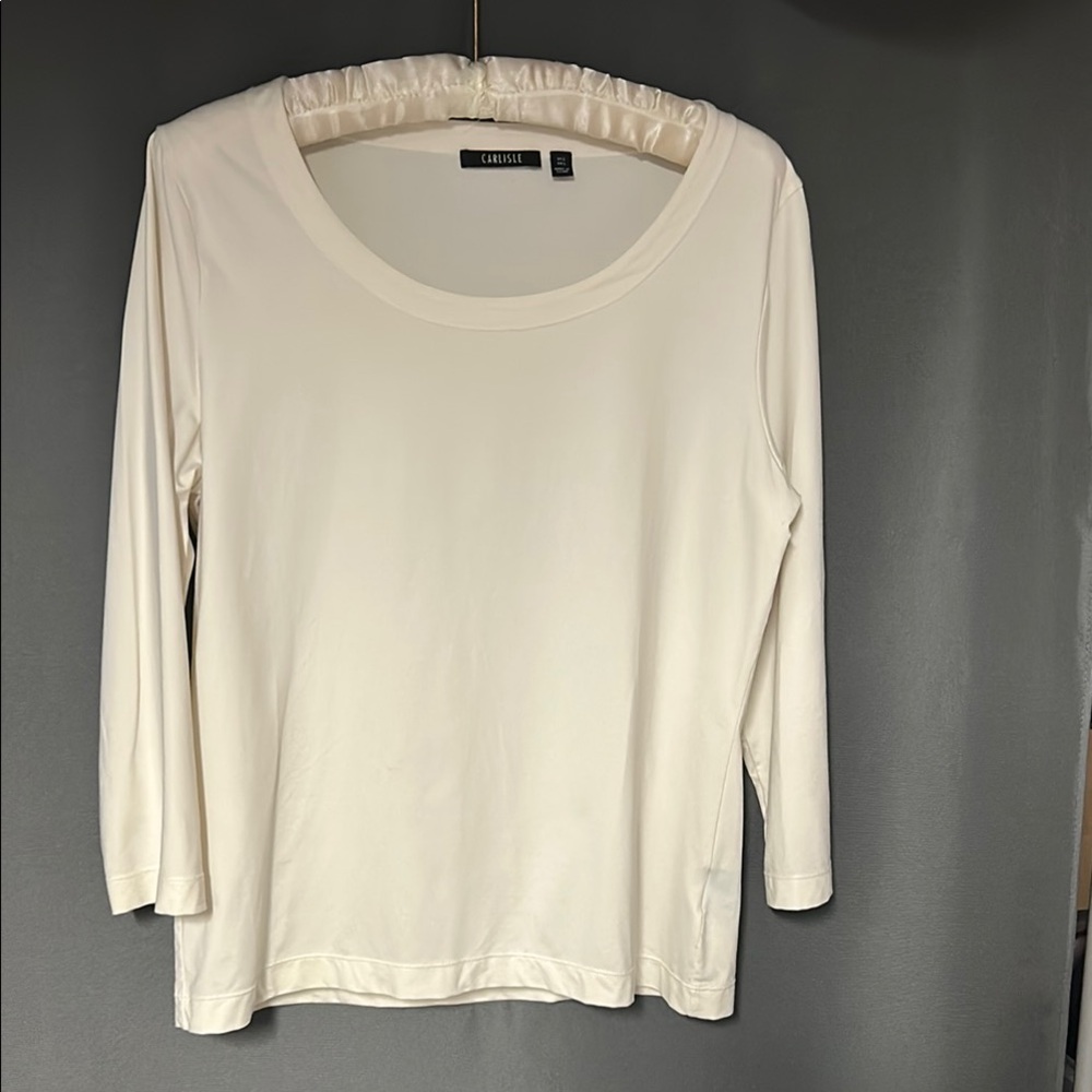 Carlisle Collection layering top in ivory with scoop neck . M-L